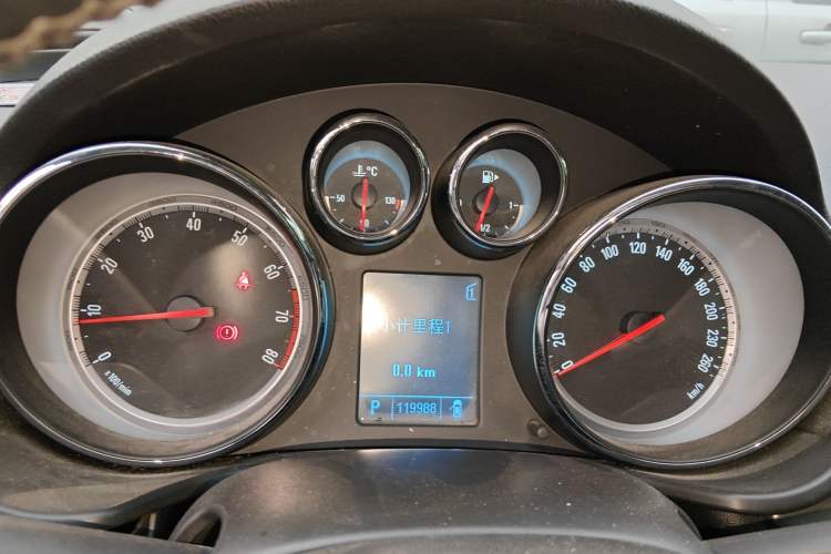 Used Buick Regal 2010 2.0T Luxury Sport Edition Instrument Cluster