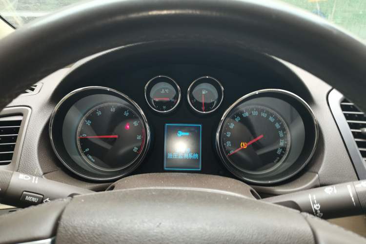 Used Buick Regal 2010 2.0L Expo Edition Instrument Cluster