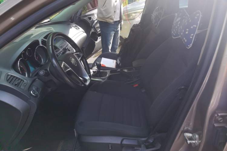 Used Buick Regal 2010 1.6T Elite Sport Edition Left Front Seat