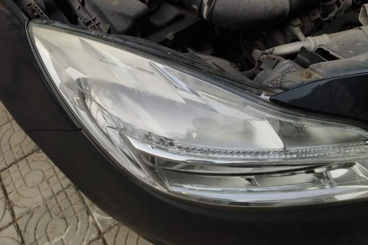 Used Buick Regal 2010 1.6T Elite Sport Edition Right Front Headlight
