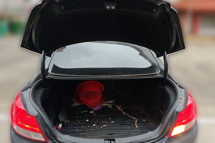 Used Buick Regal 2010 2.0L Expo Edition Trunk