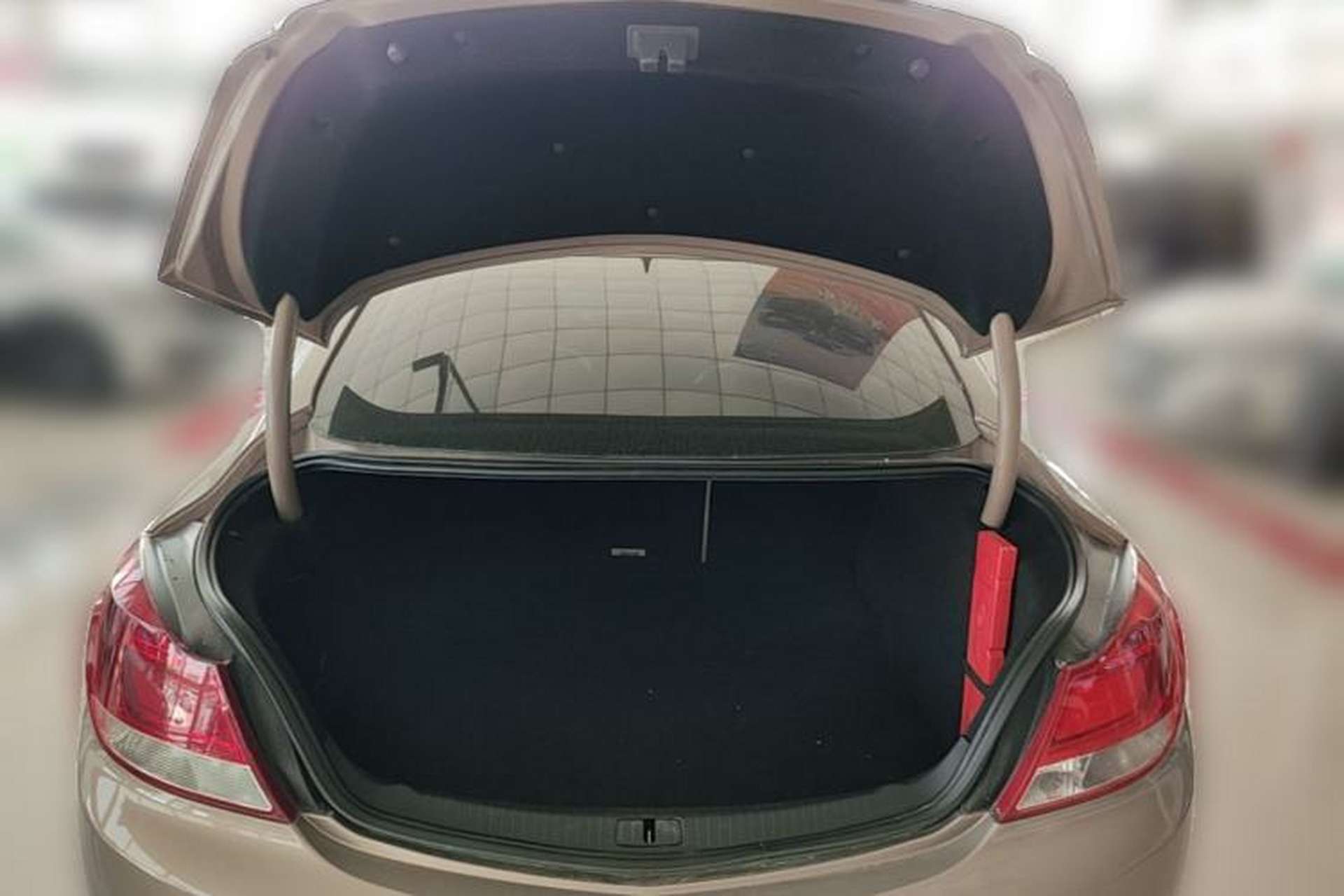Used Buick Regal 2010 2.0L Expo Edition Trunk