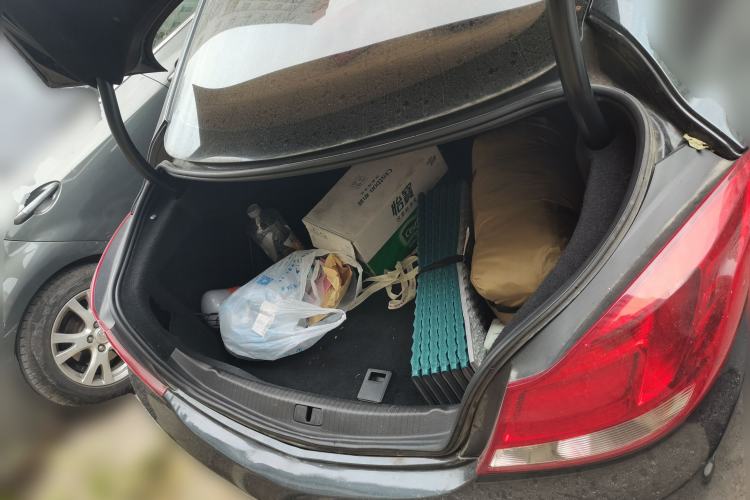 Used Buick Regal 2010 2.0L Expo Edition Trunk