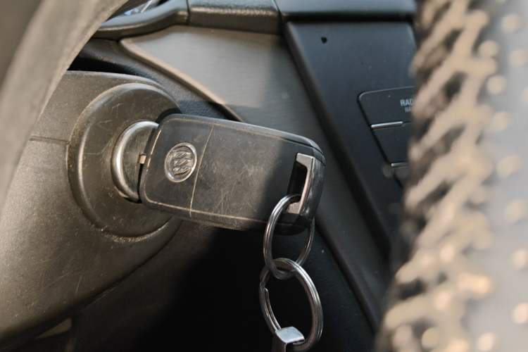 Used Buick Regal 2010 2.0T Luxury Sport Edition Vehicle Key