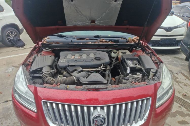 Used Buick Regal 2010 2.0L Expo Edition Engine Bay