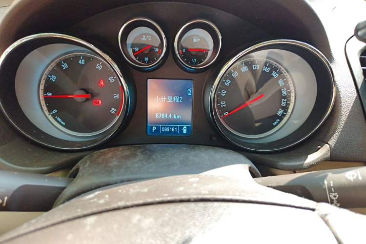 Used Buick Regal 2010 2.0L Expo Edition Instrument Cluster