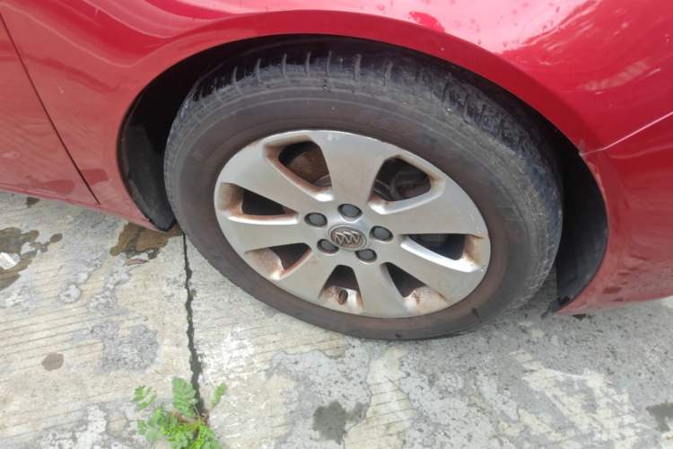 Used Buick Regal 2010 2.0L Expo Edition Right Front Wheel Hub