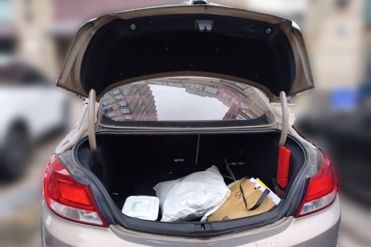 Used Buick Regal 2010 2.0L Expo Edition Trunk