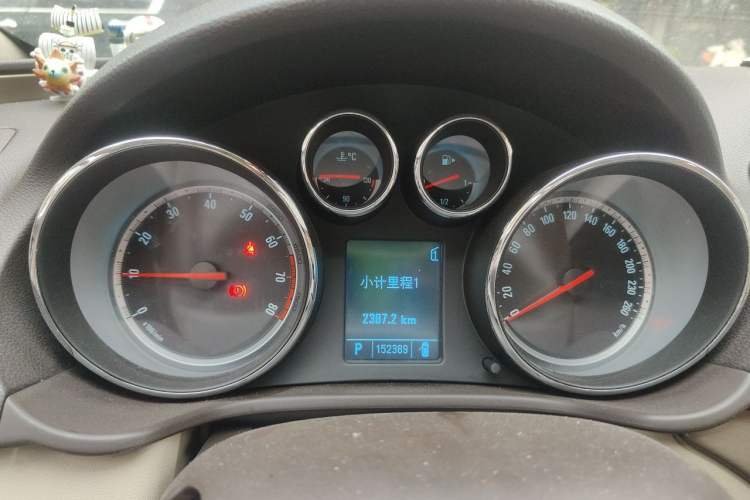 Used Buick Regal 2010 2.0L Expo Edition Instrument Cluster