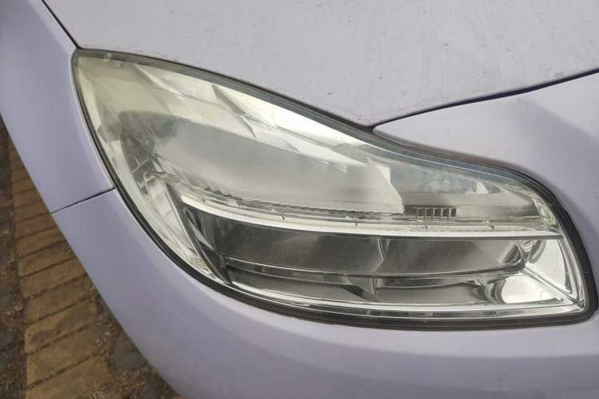 Used Buick Regal 2010 2.0L Expo Edition Right Front Headlight