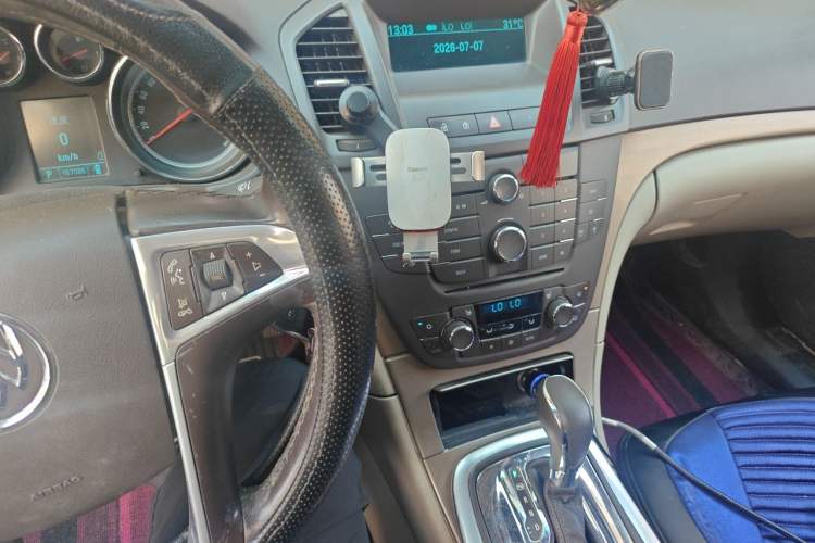 Used Buick Regal 2010 2.0L Expo Edition Audio And AC Panel