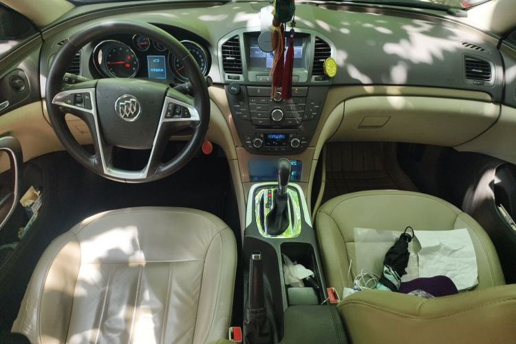 Used Buick Regal 2010 2.0L Expo Edition Center Console