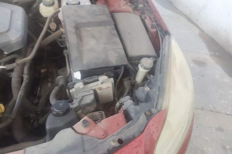 Used Buick Regal 2010 2.0L Expo Edition Engine Bay Left