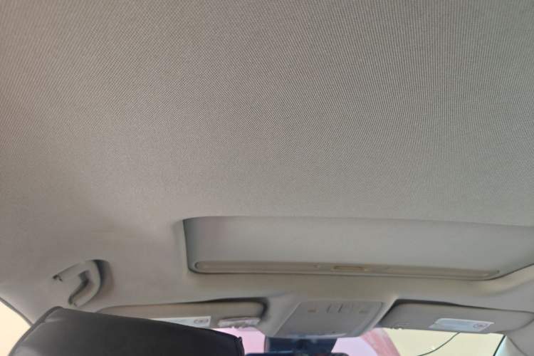 Used Buick Regal 2010 2.0L Expo Edition Headliner