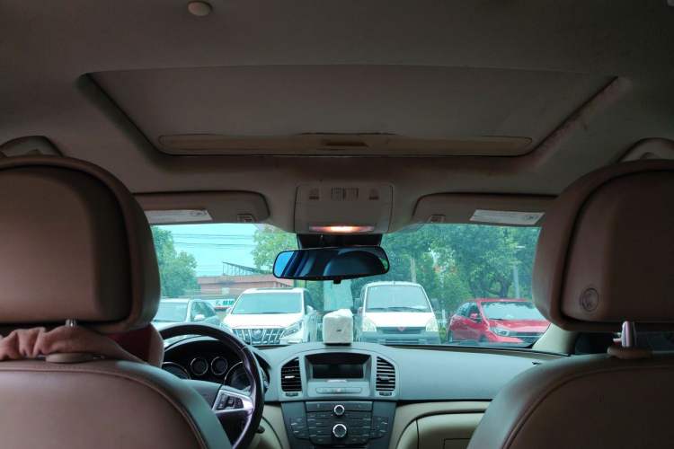 Used Buick Regal 2010 2.0L Expo Edition Headliner