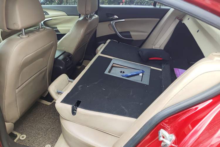 Used Buick Regal 2010 2.0L Expo Edition Left Rear Seat