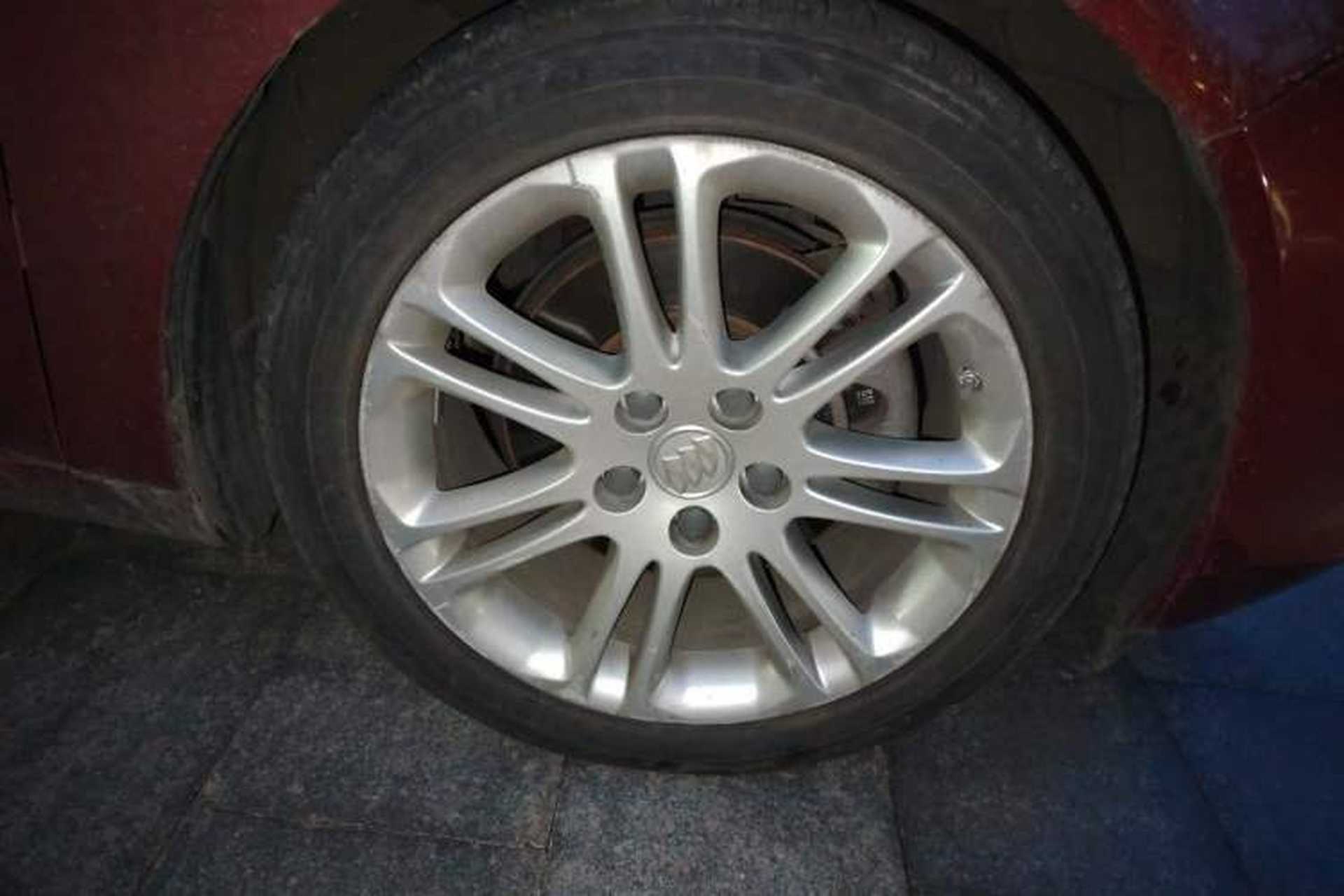 Used Buick Regal 2010 2.0T Luxury Sport Edition Right Front Wheel Hub