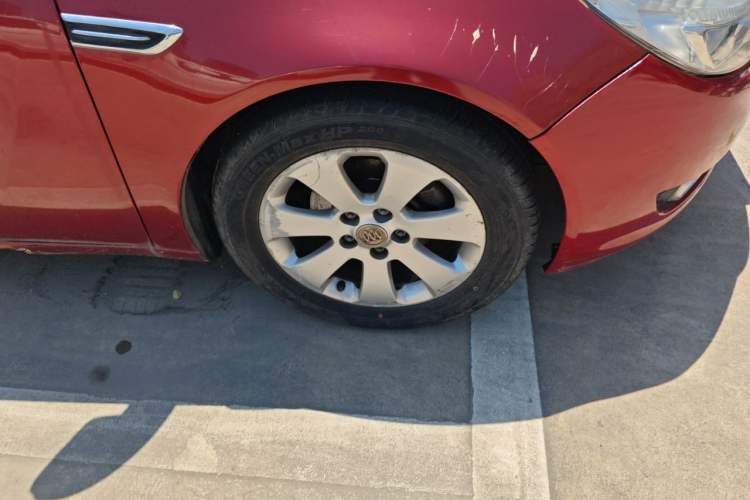 Used Buick Regal 2010 2.0L Expo Edition Right Front Wheel Hub