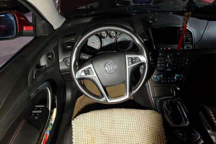 Used Buick Regal 2010 2.0T Flagship Sport Edition Steering Wheel
