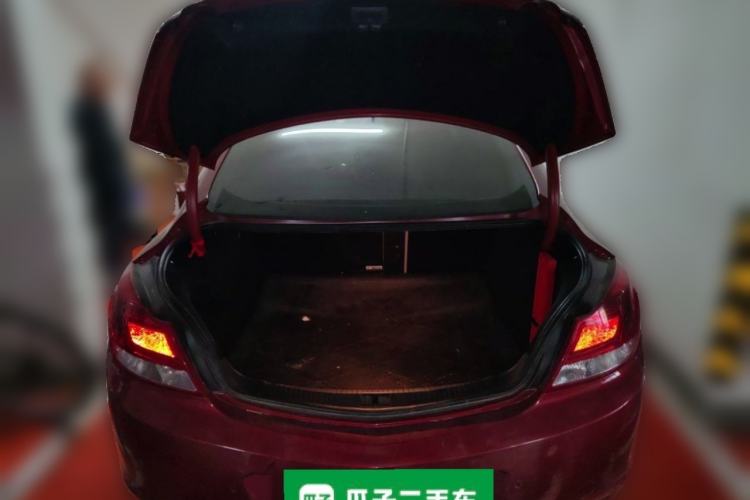Used Buick Regal 2010 2.0L Expo Edition Trunk