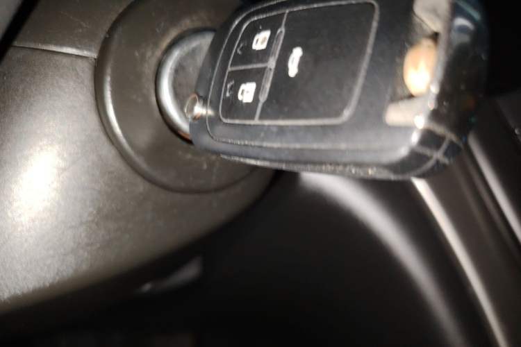 Used Buick Regal 2010 2.0T Luxury Sport Edition Vehicle Key