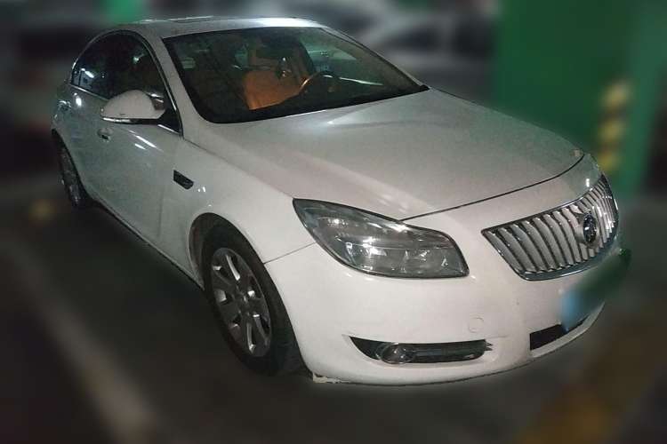 Used Buick Regal 2010 2.0L Expo Edition Front Right 45 Deg