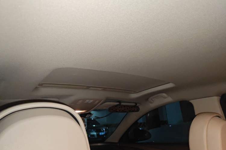 Used Buick Regal 2010 2.0L Expo Edition Headliner