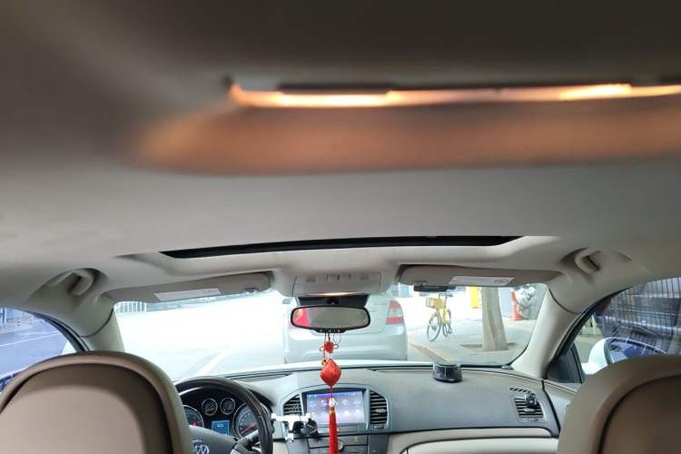 Used Buick Regal 2010 2.0L Expo Edition Headliner