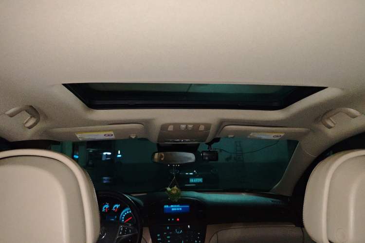 Used Buick Regal 2010 2.0L Expo Edition Headliner