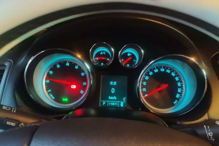 Used Buick Regal 2010 2.0L Expo Edition Instrument Cluster