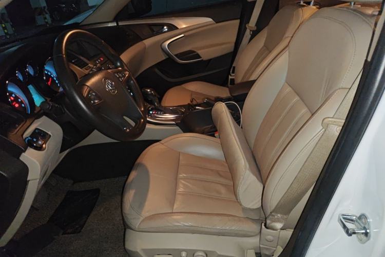 Used Buick Regal 2010 2.0L Expo Edition Left Front Seat