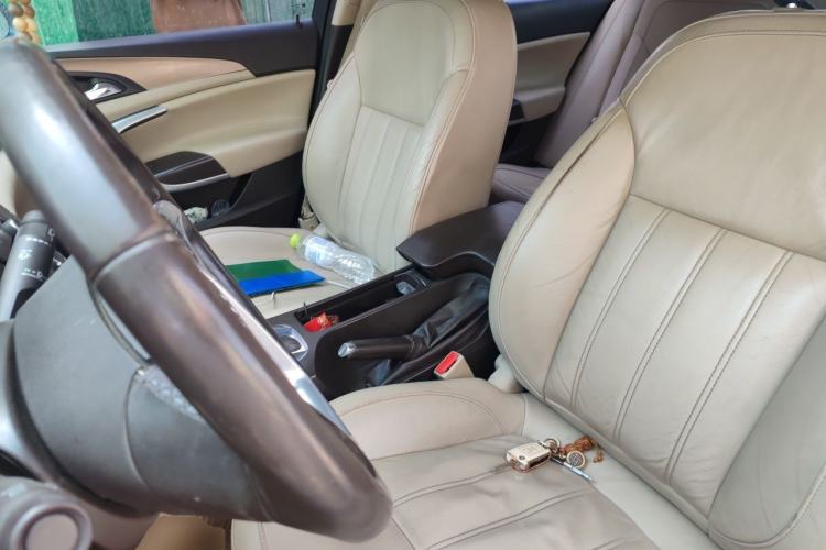 Used Buick Regal 2010 2.0L Expo Edition Left Front Seat