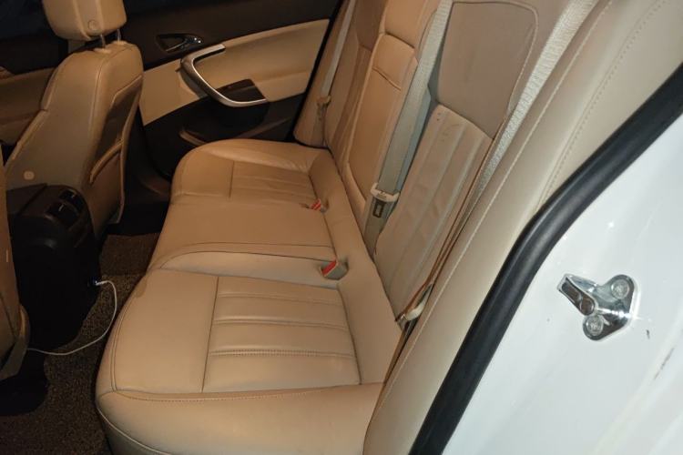 Used Buick Regal 2010 2.0L Expo Edition Left Rear Seat