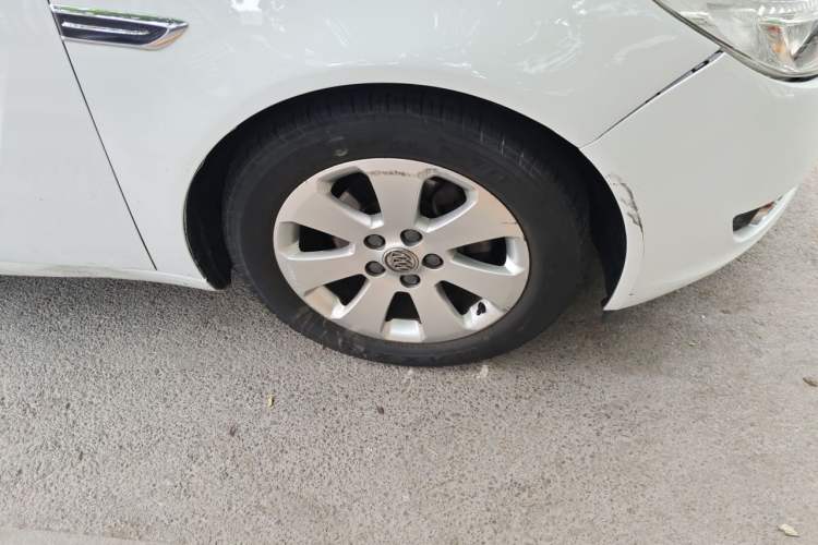 Used Buick Regal 2010 2.0L Expo Edition Right Front Wheel Hub
