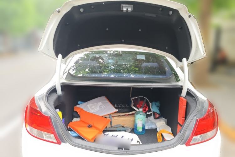 Used Buick Regal 2010 2.0L Expo Edition Trunk