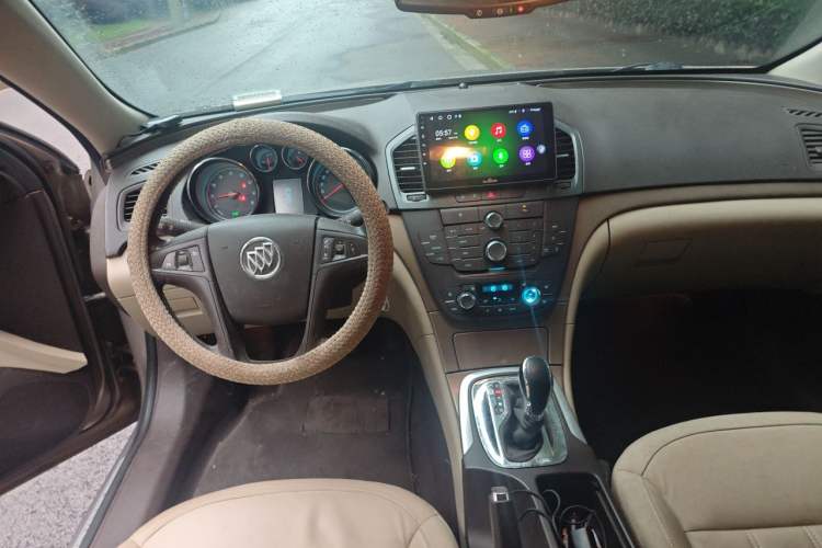 Used Buick Regal 2010 2.0L Expo Edition Center Console