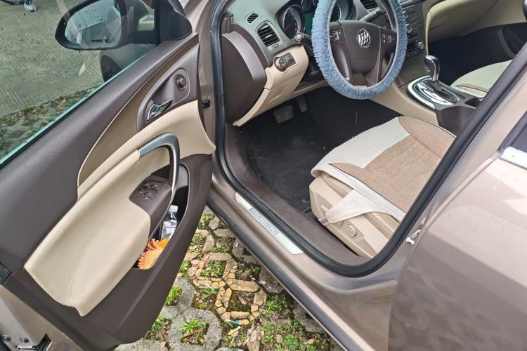 Used Buick Regal 2010 2.0L Expo Edition Driver Seat