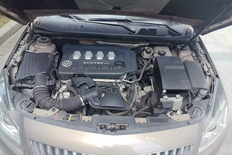 Used Buick Regal 2010 2.4L Flagship Edition Engine Bay