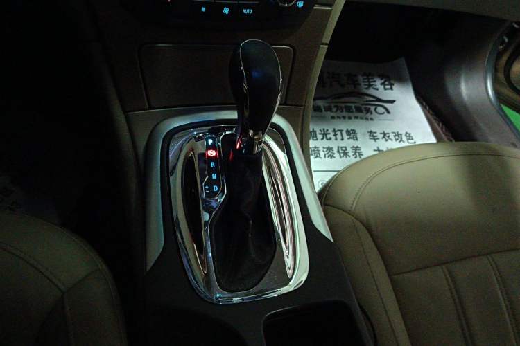 Used Buick Regal 2010 2.0L Expo Edition Gear Lever