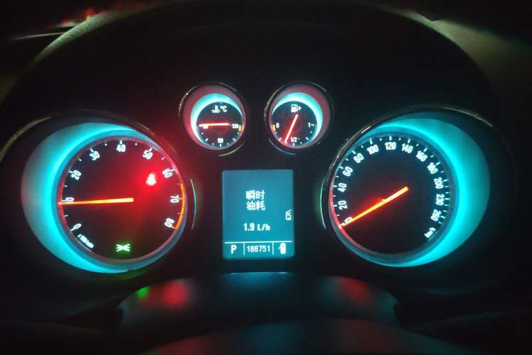 Used Buick Regal 2010 2.0L Expo Edition Instrument Cluster
