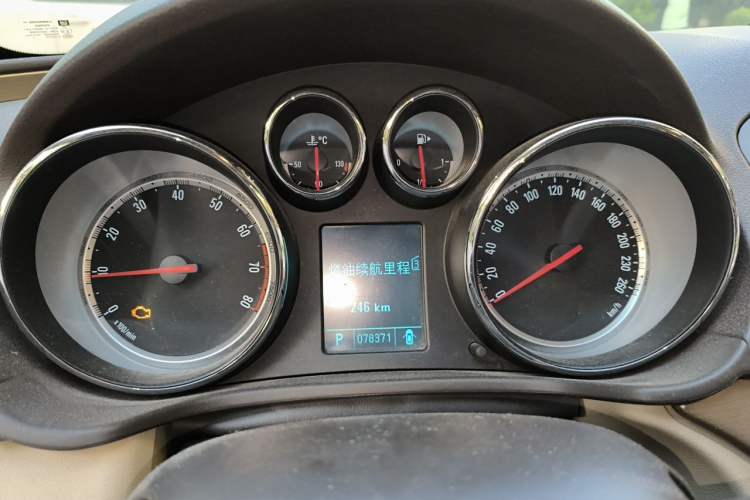 Used Buick Regal 2010 2.0L Expo Edition Instrument Cluster