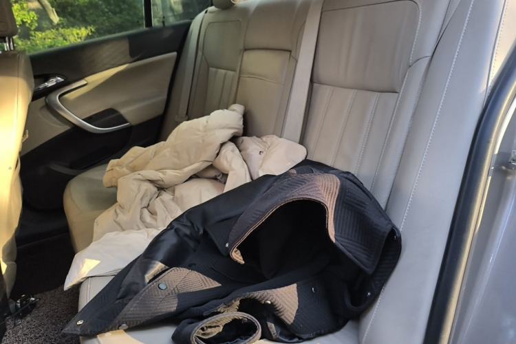 Used Buick Regal 2010 2.0L Expo Edition Left Rear Seat