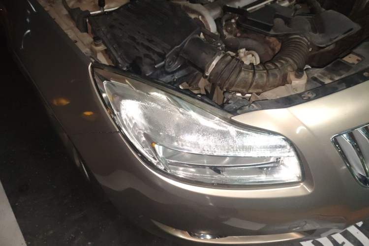 Used Buick Regal 2010 2.0L Expo Edition Right Front Headlight