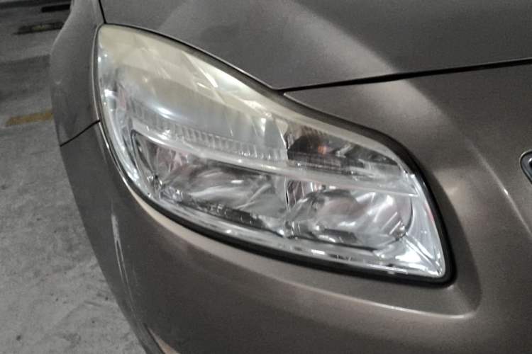Used Buick Regal 2010 2.0L Expo Edition Right Front Headlight