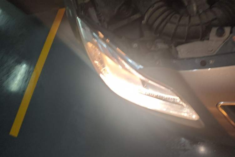 Used Buick Regal 2010 2.0L Expo Edition Right Front Headlight