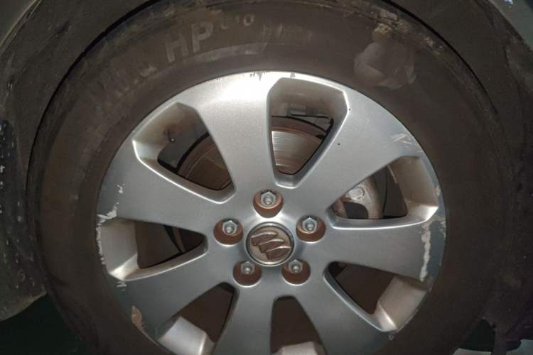 Used Buick Regal 2010 2.0L Expo Edition Right Front Wheel Hub