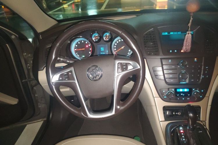 Used Buick Regal 2010 2.0L Expo Edition Steering Wheel