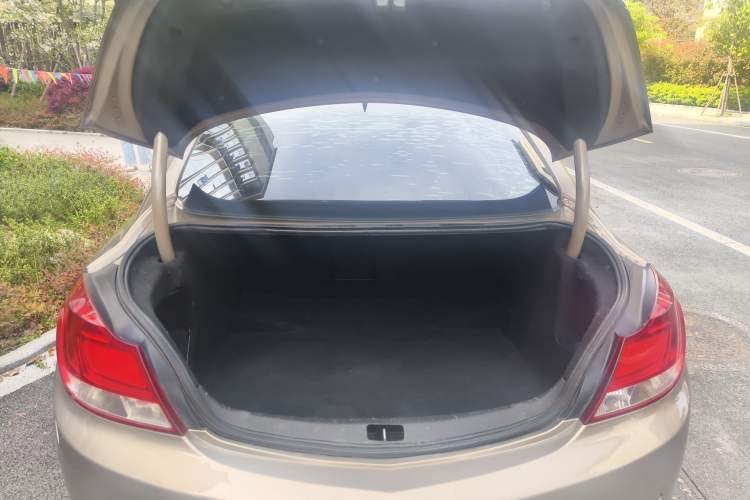 Used Buick Regal 2010 2.0T Flagship Sport Edition Trunk