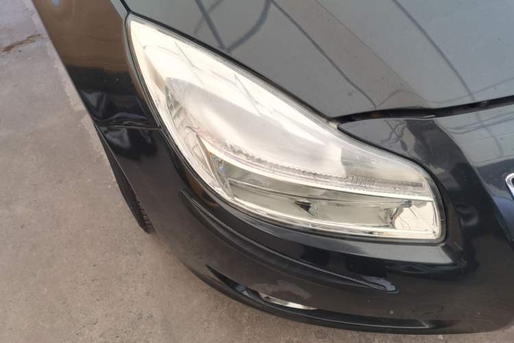 Used Buick Regal 2011 2.0L Comfort Edition Right Front Headlight