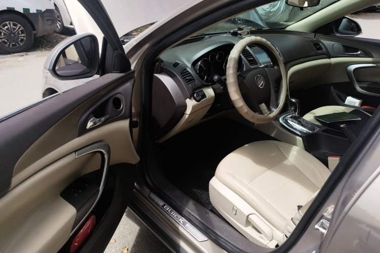 Used Buick Regal 2011 2.0L Comfort Edition Driver Seat